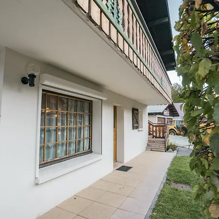 3 Pièces, 2 Chambres, Terrasse Privée, Parking - Fr-1-676-147 Appartement *